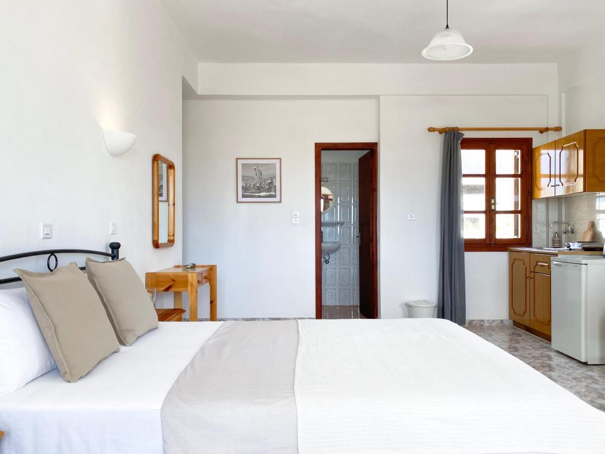 Almyra Villa Perissa  Zewnętrze zdjęcie