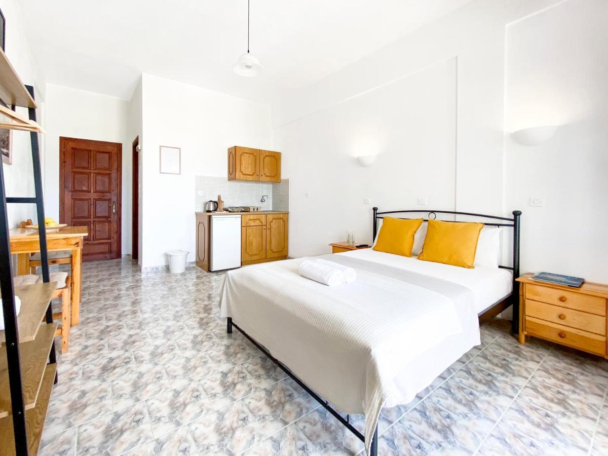 Almyra Villa Perissa  Zewnętrze zdjęcie